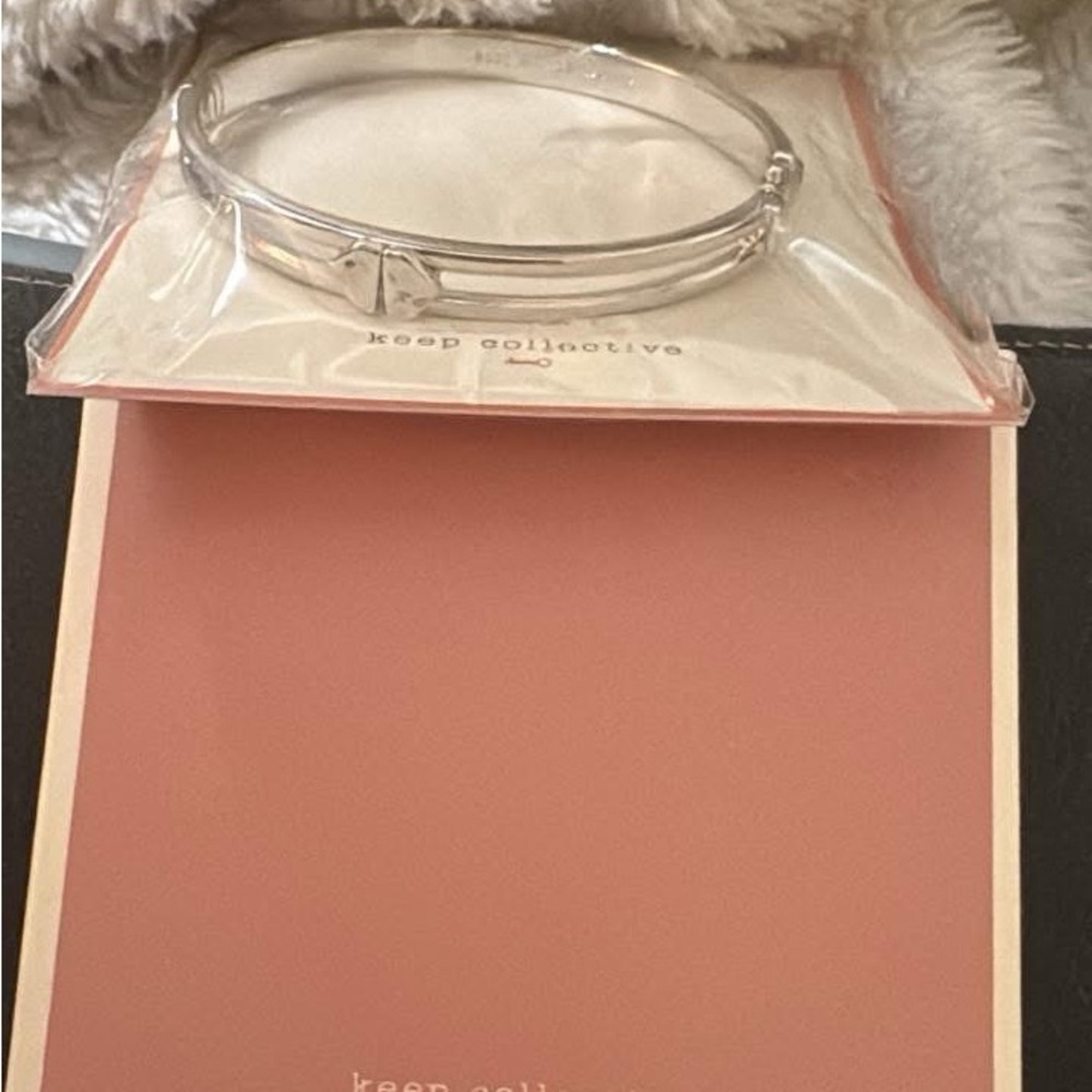 KEEP Collective Stella & Dot Peg Charm Bangle